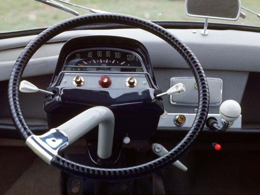  Citroen AMI 6 1961 года  (фото 44 из 64)